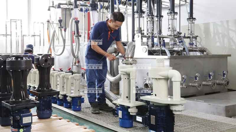 塑料立式化工泵的主要用途详细介绍